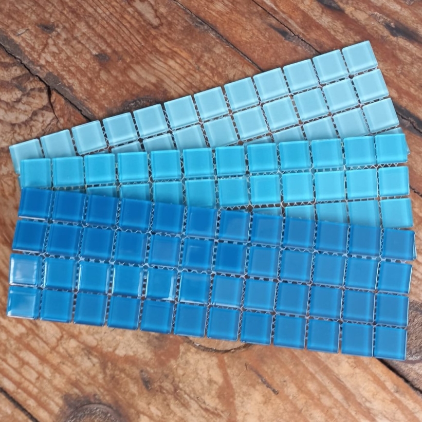 Kit  cristal C - pastilhas cristal 2,3x2,3 (3 cores) c/ 144 pastilhas - KTC