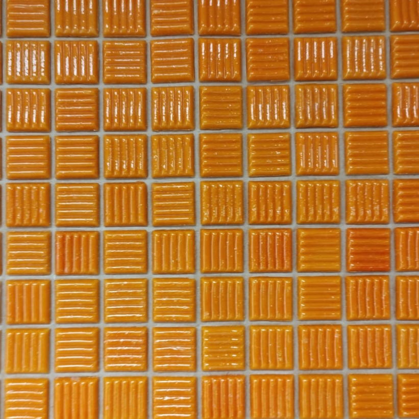 Pastilha de vidro 2x2 pigmentada, na cor laranja, A82N, com 225 pastilhas