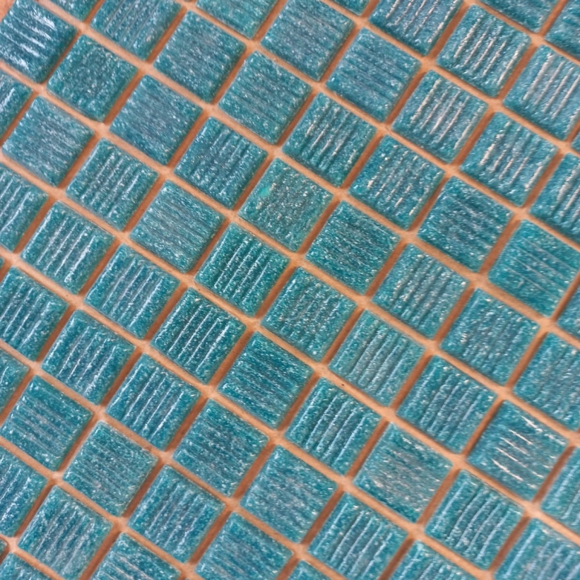 Pastilha de vidro 2x2 pigmentada verde oceano A77 c/ 225 pastilhas