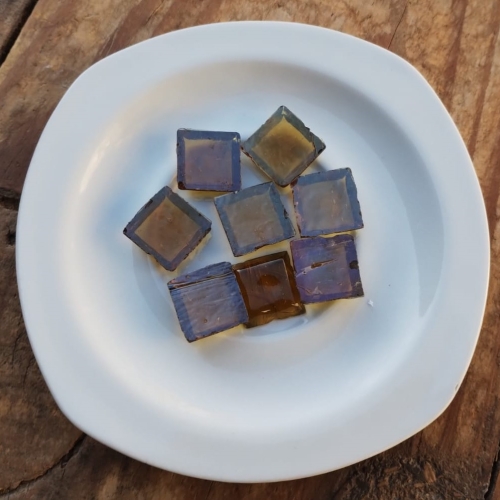 Pastilha tipo Vidrotil (importada) , 2x2, espessura 5mm, marrom,  VT07  c/ 105 past.