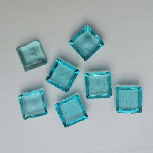 Pastilha tipo Vidrotil (importada), 2x2, espessura 5mm, azul celeste,  VT01  c/ 105 past.