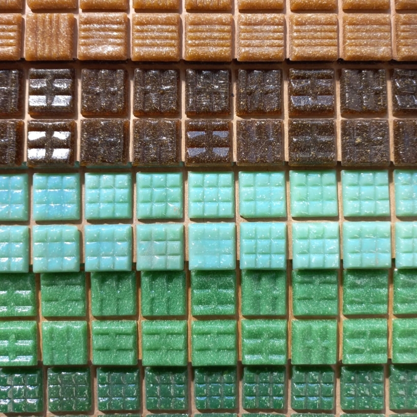 Kit  Floresta de pastilha de vidro 2x2 (5 cores) c/ 375 pastilhas - KT01