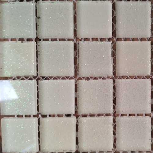 Pastilha cristal 2,3x2,3 gliter branca, código CW1124 c/ 72 pastilhas