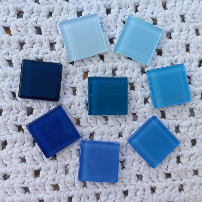 Kit azul, pastilhas cristal 3x3cm - 6 cores em pctes. com 375g cada.