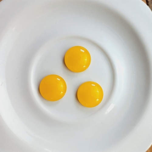 Gema média de vidro importado amarelo mostarda - cód. B11 c/ 03 un. Diâmetro 2,0 cm.