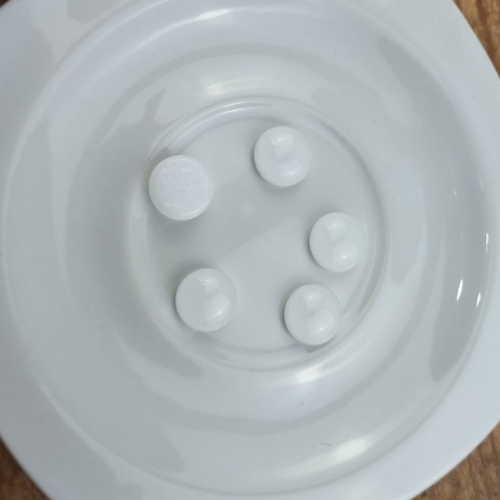 Gemas de vidro importado branco - C1 c/ 05 un. Diâmetro 1,3cm.