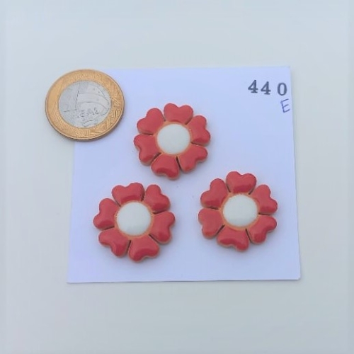 Aplique cerâmico flor c/ 6 pétalas  cód 440E c/ 3 unidades