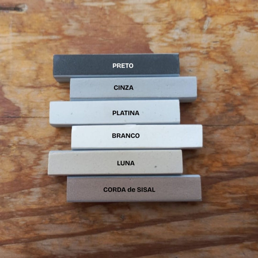 Rejunte Massa Pronta Premium (assenta e rejunta) - cor platina - bisnaga 500g - cód. ARG02