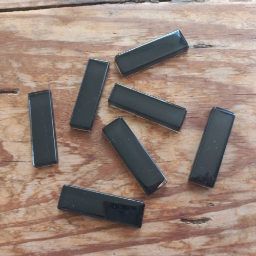 Pastilha cristal 1,5x5,0 cm preto - esp. 6mm, VP31, pcte. 500g