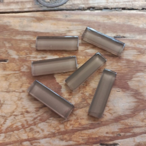 Pastilha cristal 1,5x5,0 cm marrom claro - esp. 6mm, VP33, pcte. 500g