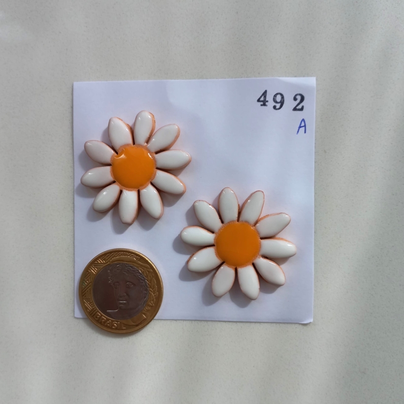 Aplique cerâmico flor arroz GG - 492A c/ 2 unidades
