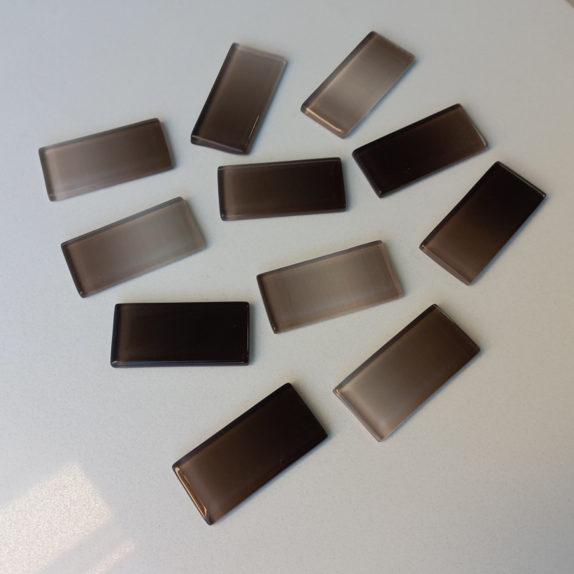 Pastilha cristal 2,3x5,0cm, degradê bege/marrom - BB2, pcte. 500g.