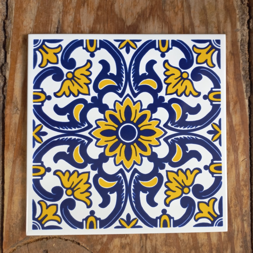 Azulejo Six decorado - cód. 185 - 15,4x15,4 cm, espessura 6mm.
