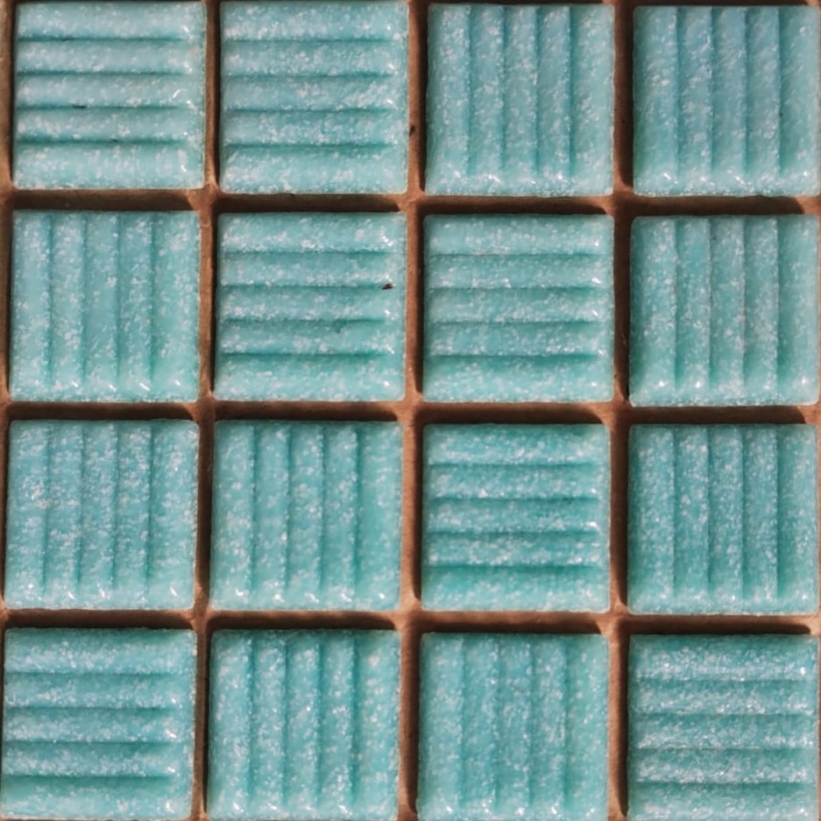 Pastilha de vidro 2x2 pigmentada azul tiffany A44 c/ 225 pastilhas