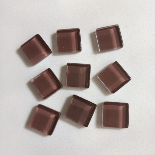 Pastilha cristal 1,5x1,5cm - marrom médio -cód. MT85 com 370 g (aprox. 162 pastilhas)