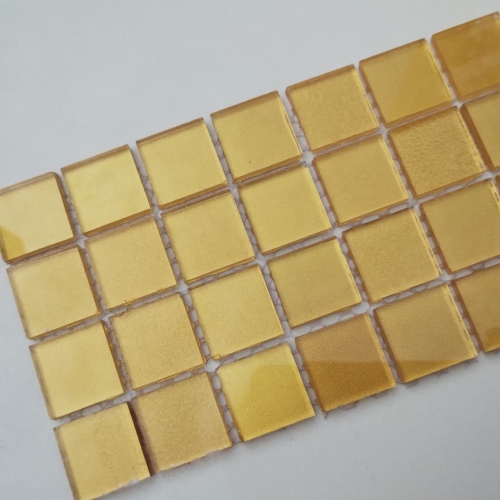 Pastilha cristal 2,3x2,3 dourada CTD23 c/ 48 pastilhas