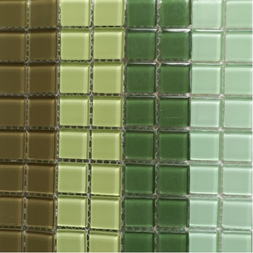 Kit  cristal Verdes - pastilhas cristal 2,3x2,3 (4 tons) c/ 192 pastilhas - KTV Kit  cristal Verdes - pastilhas cristal 2,3x2,3 (4 tons) c/ 192 pastilhas - KTV