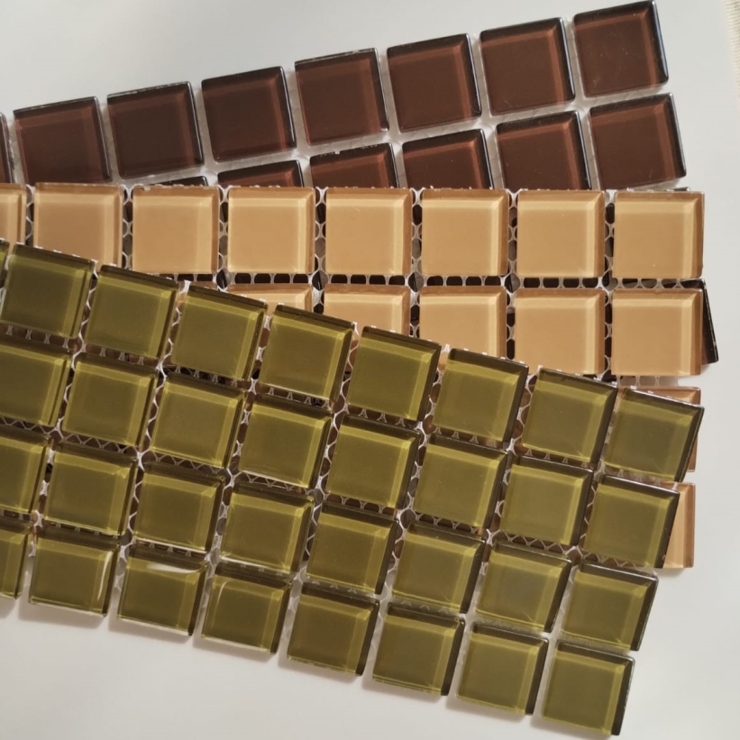 Kit Outono - pastilhas cristal 2,3x2,3 e 2,5x2,5 cm (3 cores) c/ 132 past. - esp. 4mm - KTO
