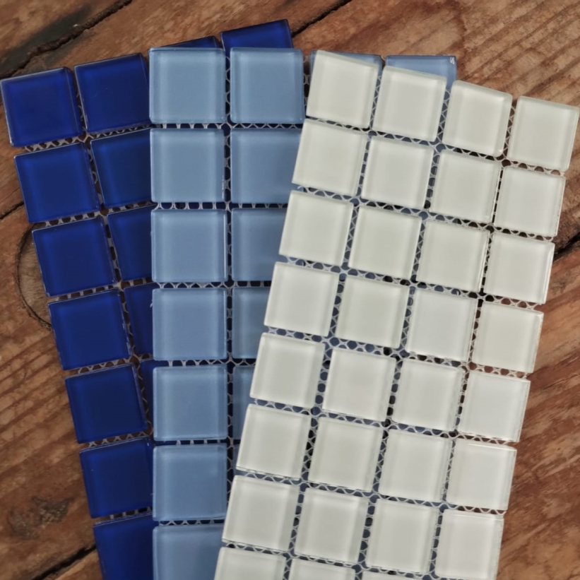 Kit Polar - pastilhas cristal 2,3x2,3 e 2,5x2,5 cm (3 cores) c/ 132 pastilhas - KTP