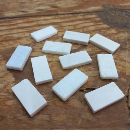 Pastilha em mármore M02 - 1,5x3,0cm esp. entre 4 e 6 mm (branco), pcte. 1,0kg