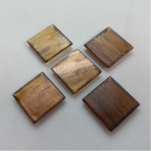Pastilha de vidro 2x2cm, caramelo com dourado, cód. E303 c/ 75 pastilhas (translúcida)