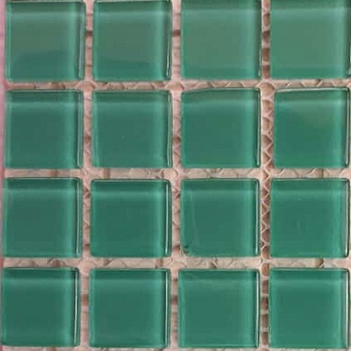 Pastilha cristal 2,5x2,5cm., verde Paris, cód. PC220, com 121 pastilhas