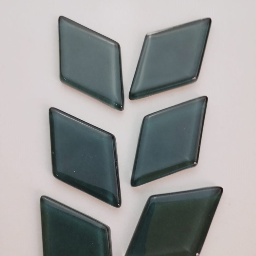 Pastilha cristal losango verde petróleo - PL280 - 3,0x5,0cm - com 90 pastilhas